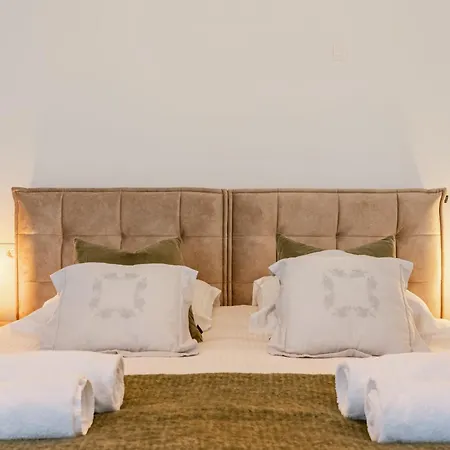 Huswell - Pleasant 2 Bedroom In Center דירה