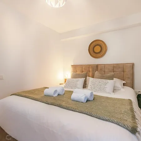 דירה Huswell - Pleasant 2 Bedroom In Center *