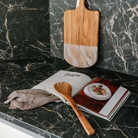 Huswell - Pleasant 2 Bedroom In Center Apartamento *