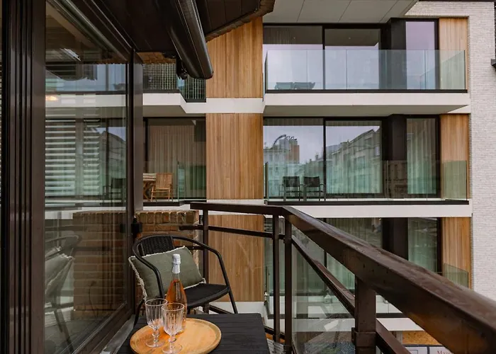 Huswell - Pleasant 2 Bedroom In Center * 布兰肯贝赫